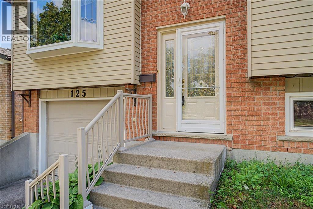 125 Blackwell Drive, Kitchener, Ontario  N2N 2P9 - Photo 5 - 40863129