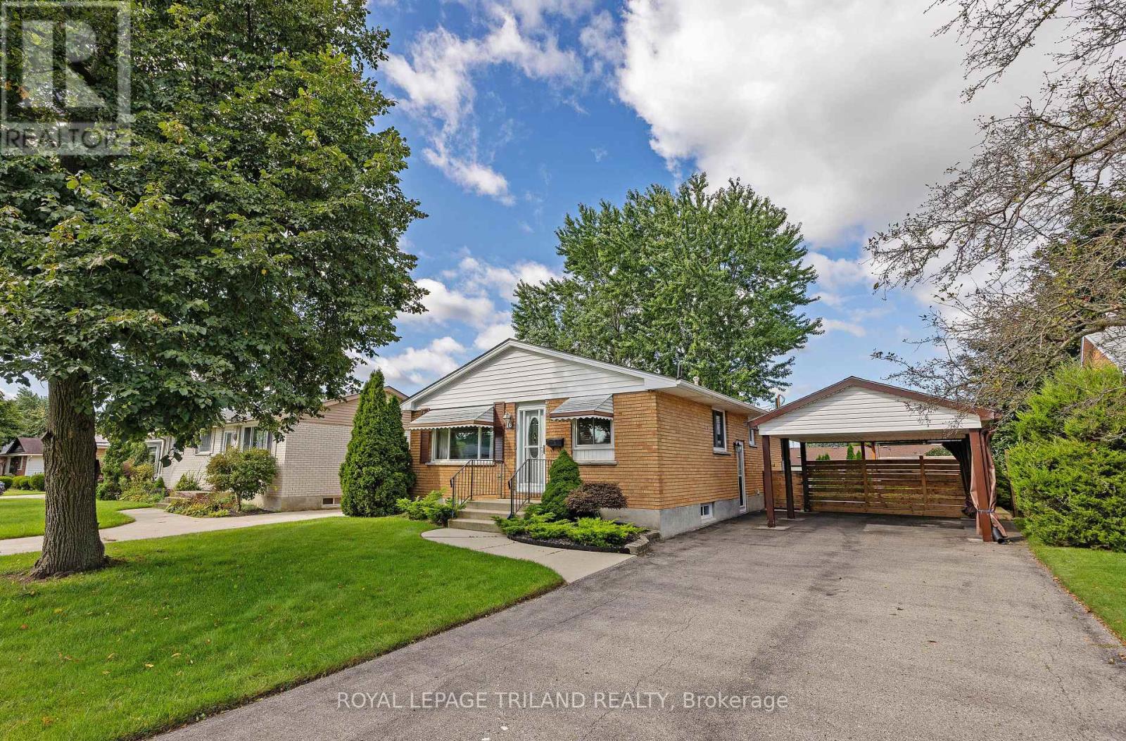 16 Sparta Street, St. Thomas, Ontario  N5R 5G9 - Photo 1 - X13795208