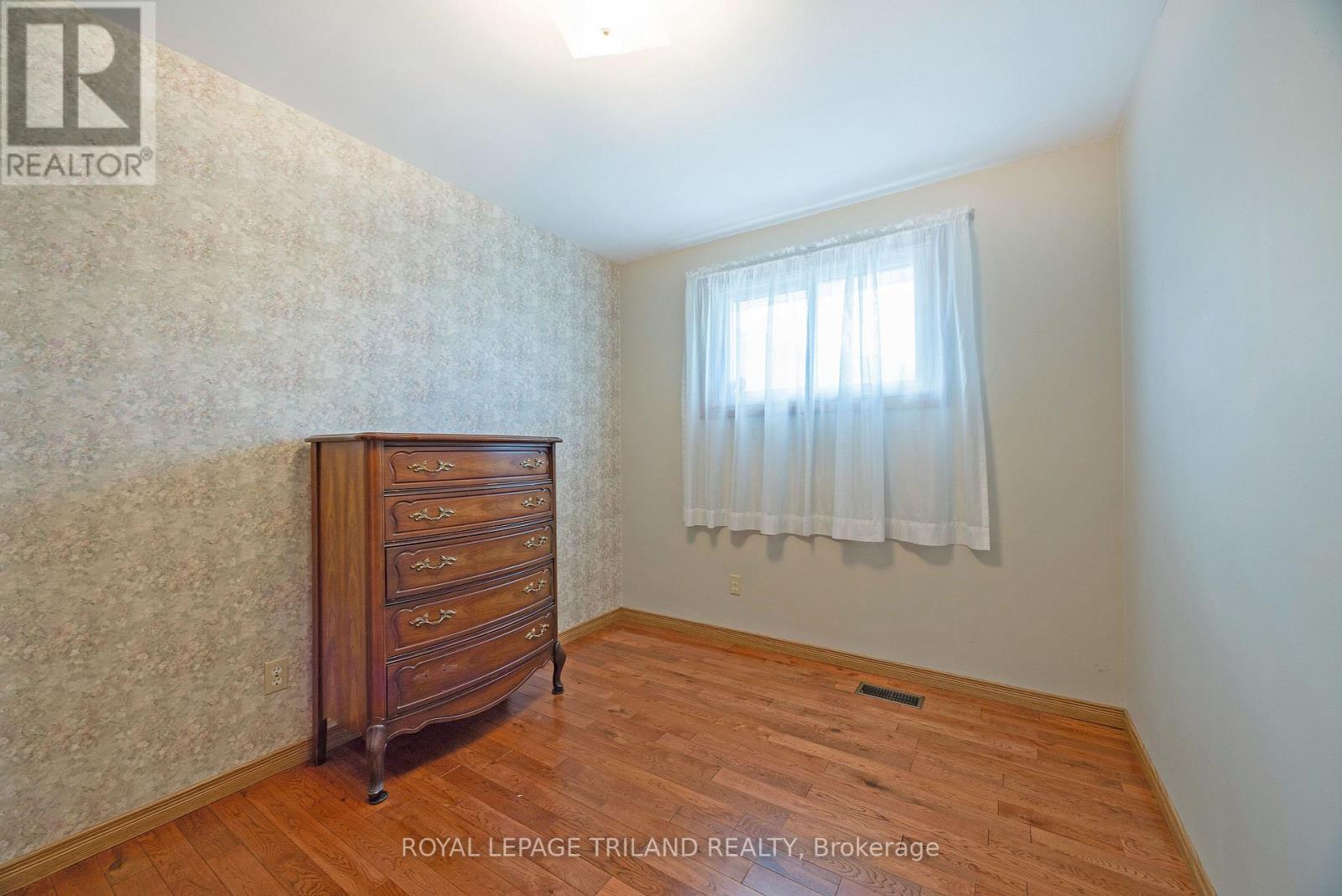 16 Sparta Street, St. Thomas, Ontario  N5R 5G9 - Photo 13 - X13795208