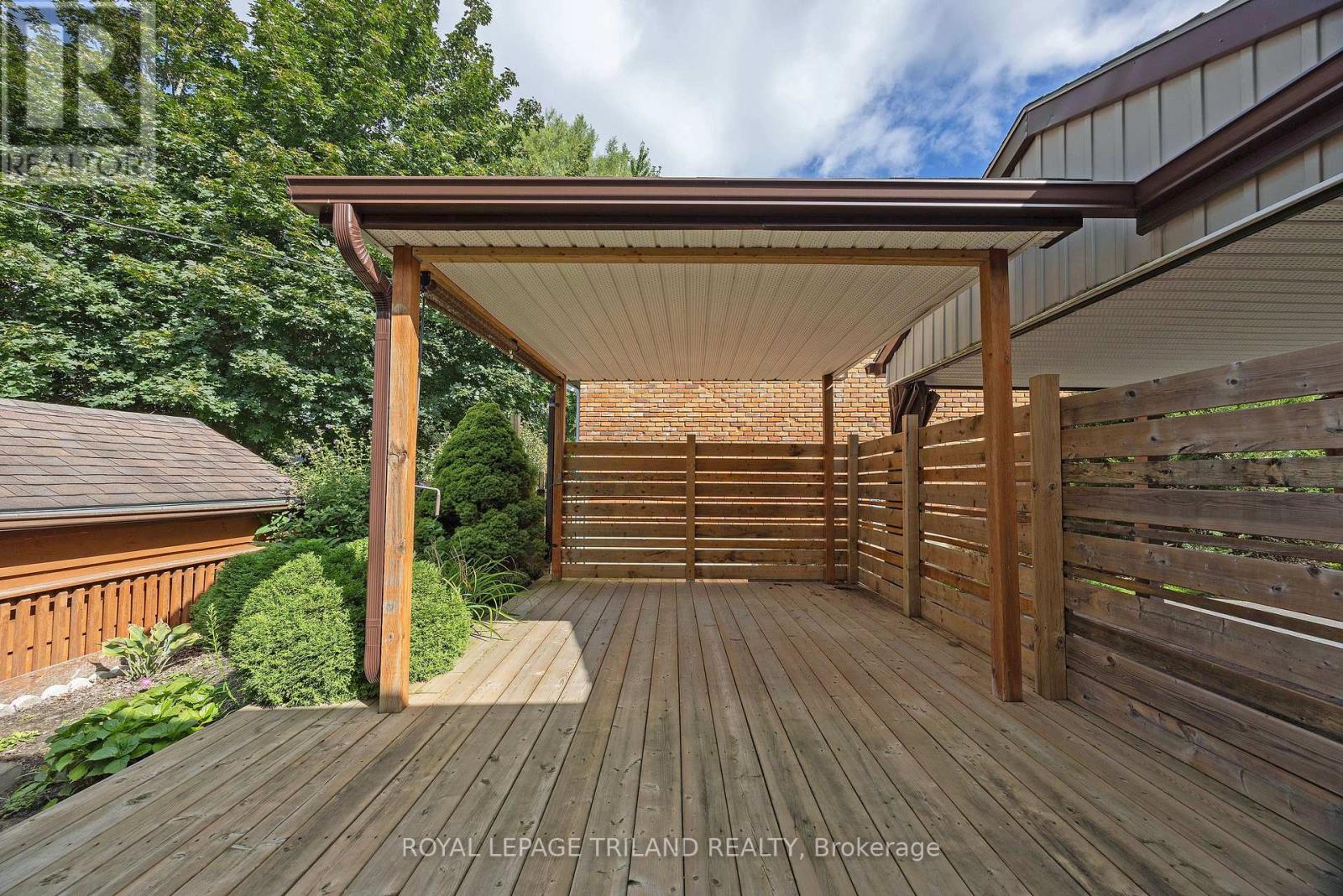 16 Sparta Street, St. Thomas, Ontario  N5R 5G9 - Photo 31 - X13795208