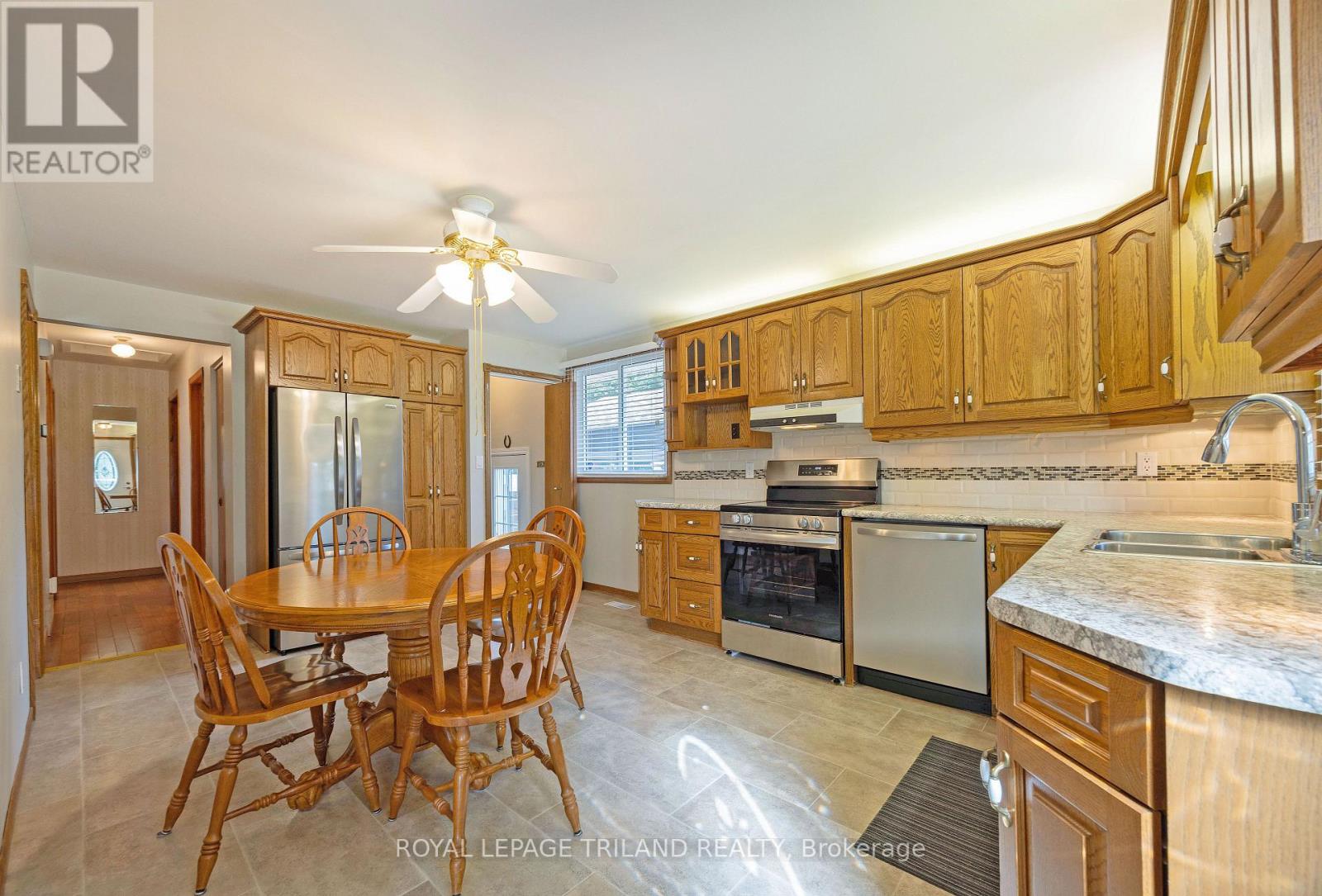 16 Sparta Street, St. Thomas, Ontario  N5R 5G9 - Photo 7 - X13795208