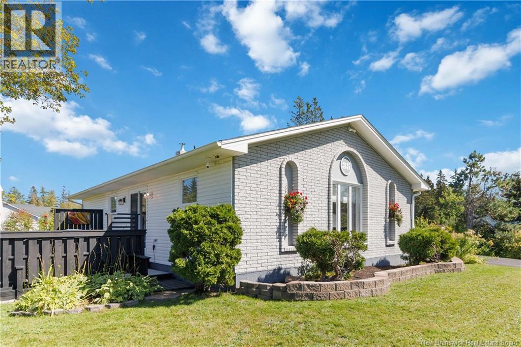 35 De La Breche, Grand-Barachois, New Brunswick  E4P 7B5 - Photo 3 - NB147635