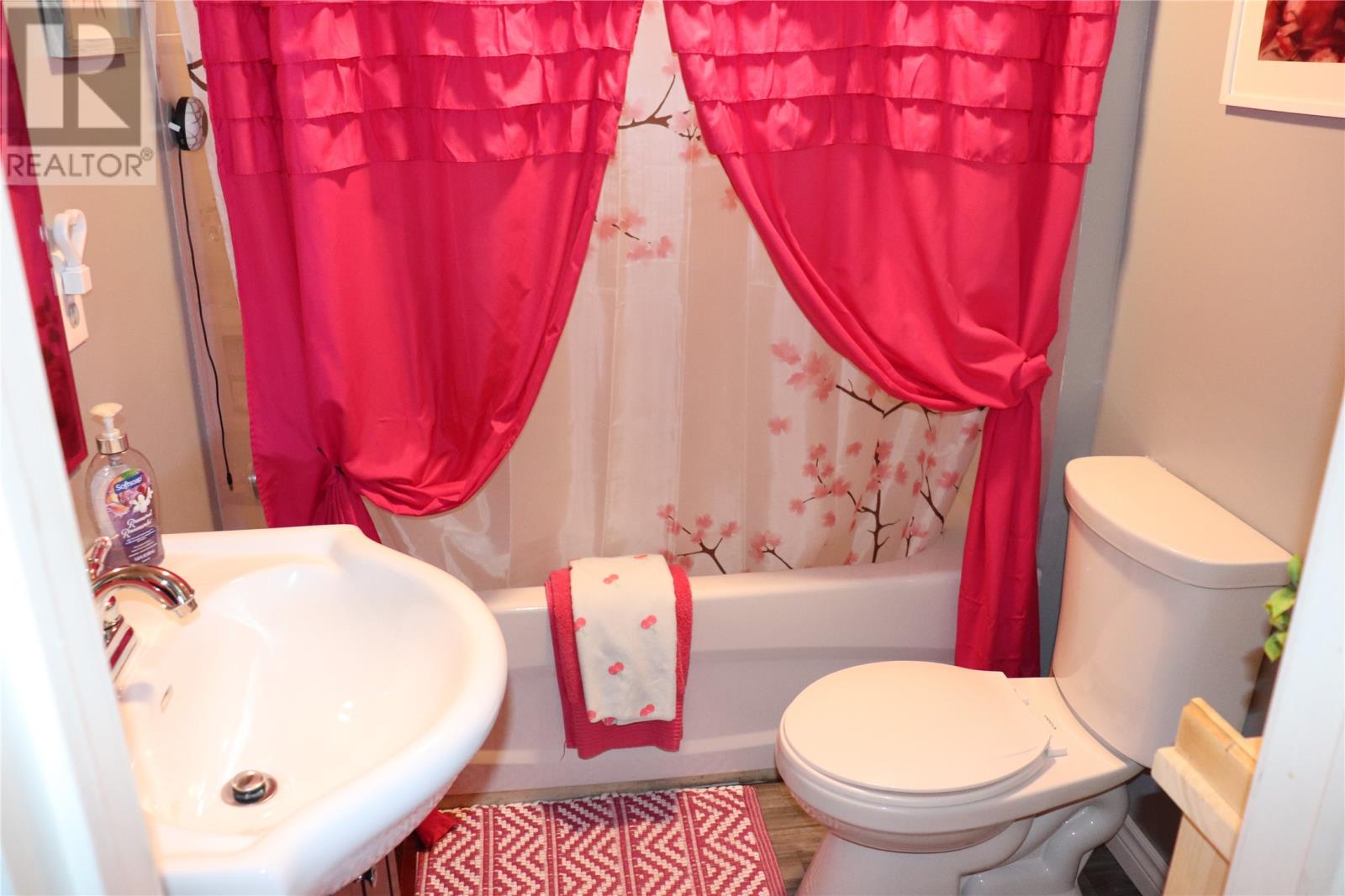 6 Hillview Avenue, Stephenville Crossing — photo 14