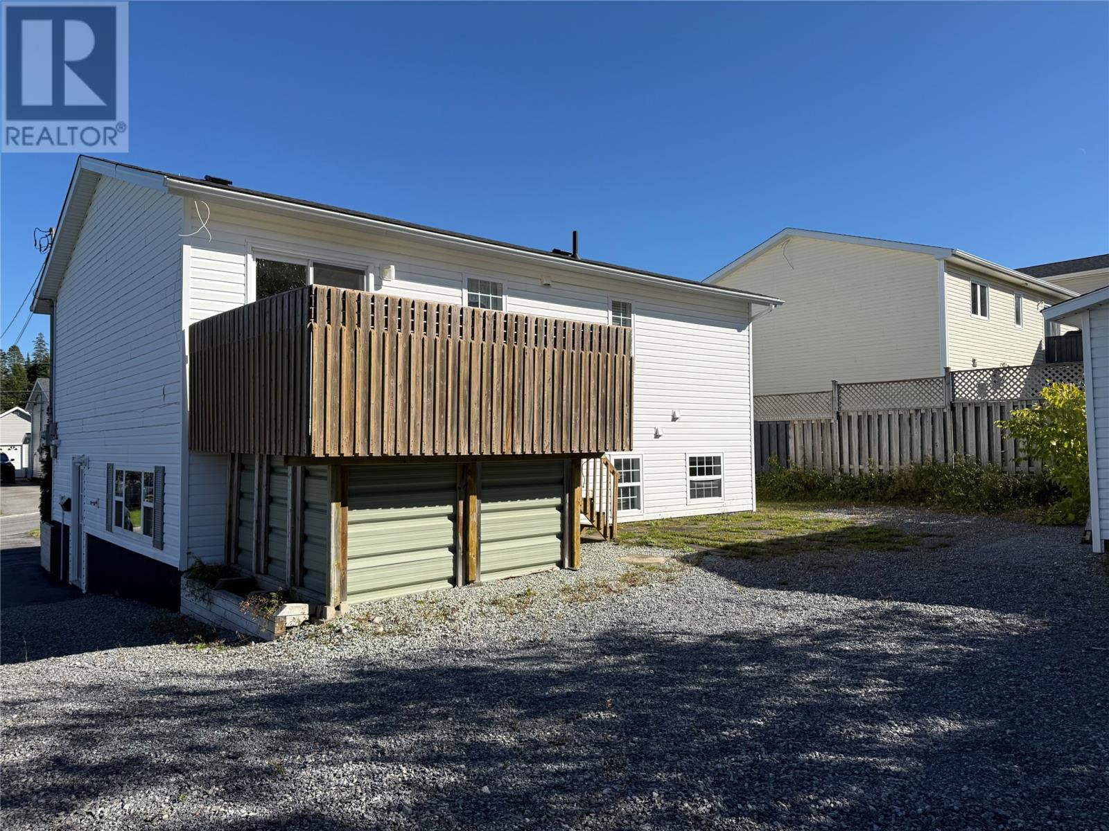 10 Dove Crescent, Massey Drive — photo 2