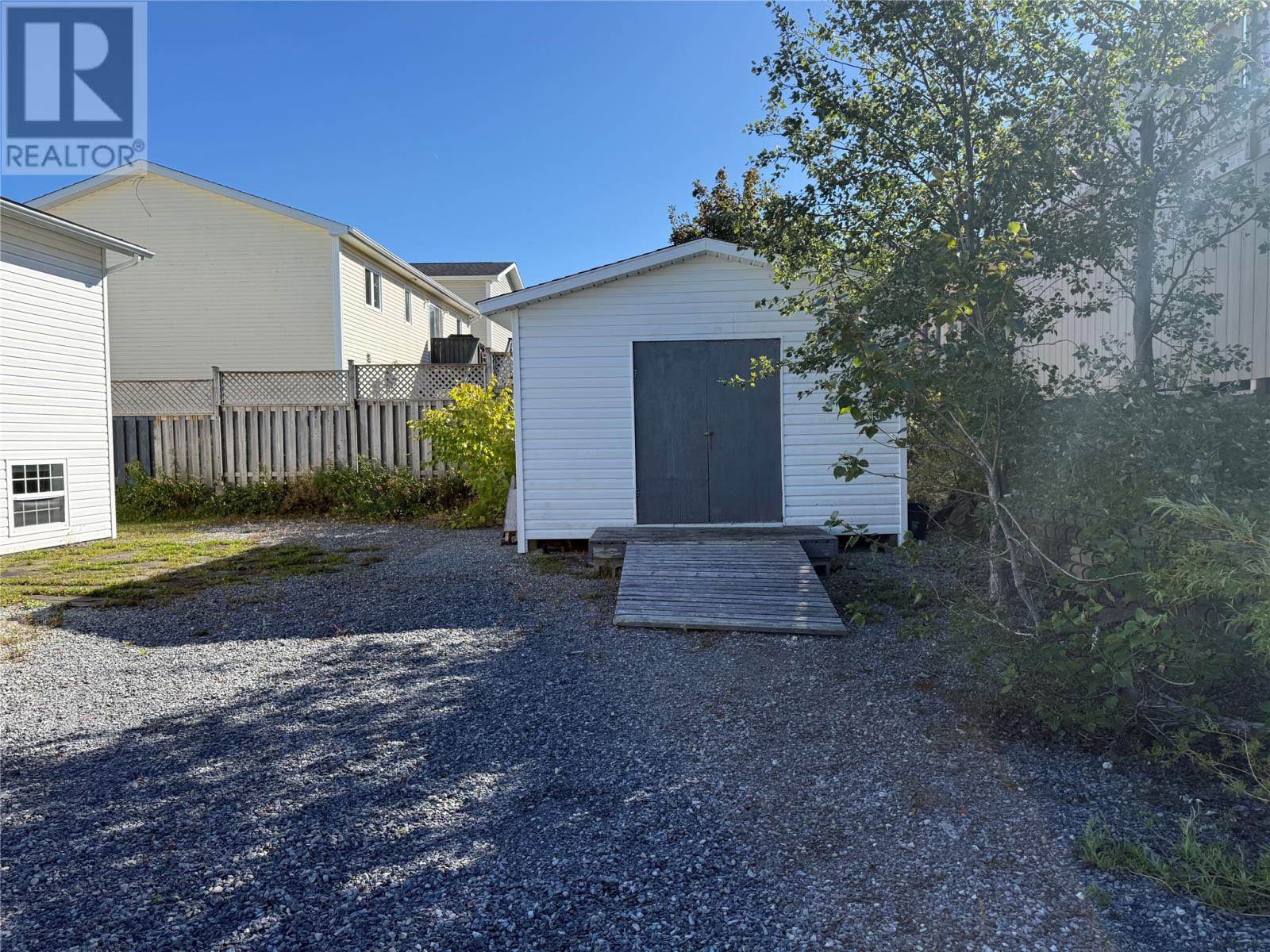 10 Dove Crescent, Massey Drive — photo 3