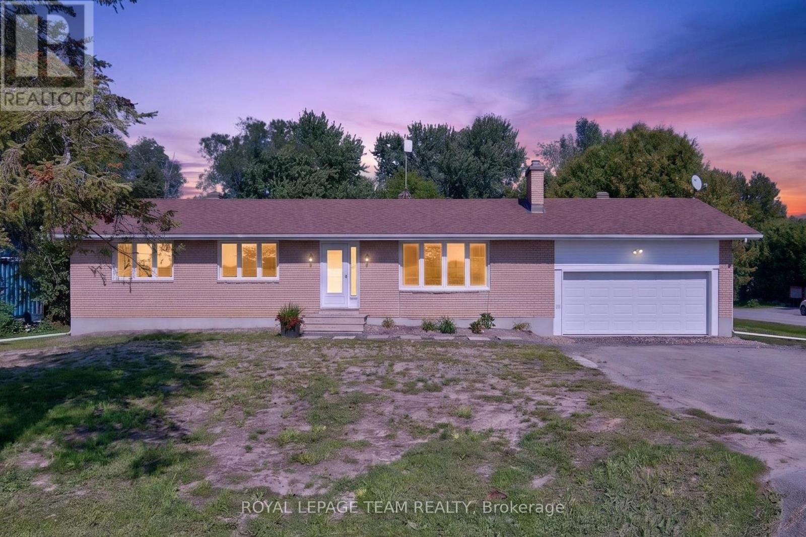 2830 John Shaw Road, Ottawa, Ontario  K0A 2H0 - Photo 3 - X13794246