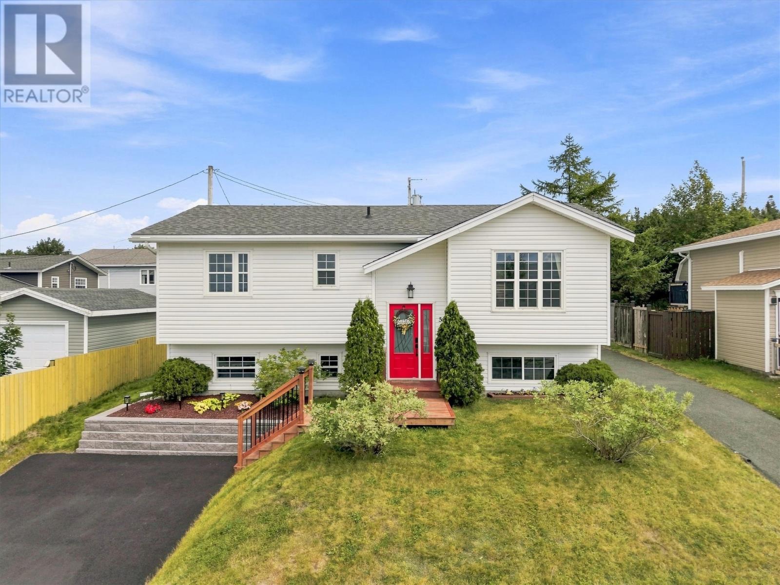 5 Starrigan Place, Conception Bay South