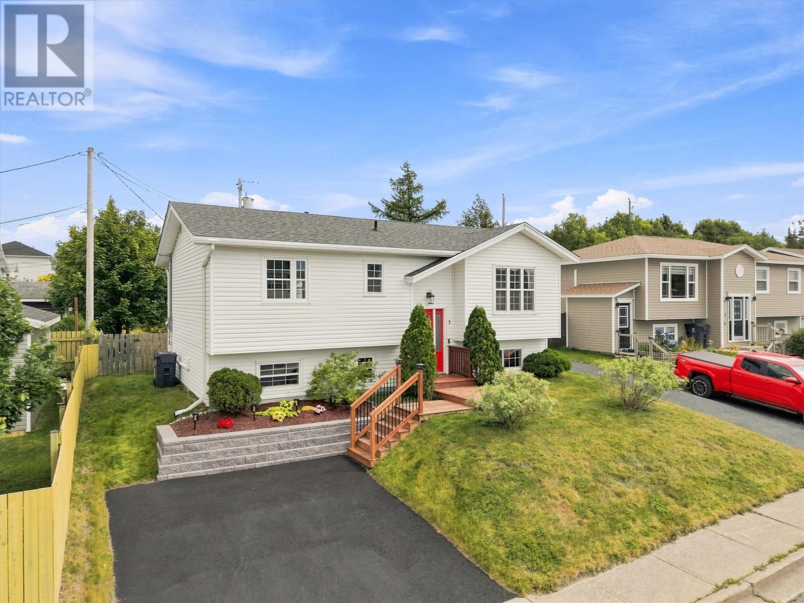 5 Starrigan Place, Conception Bay South — photo 2
