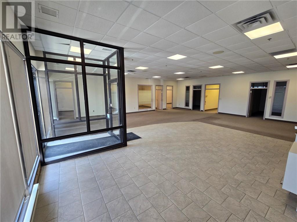 450 Notre Dame Avenue Unit# 108, Sudbury, Ontario  P3C 5K8 - Photo 5 - 2129142
