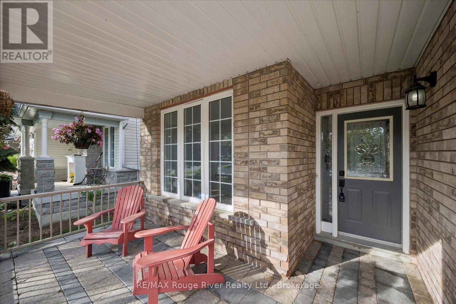 82 Darius Harns Drive, Whitby (Brooklin), Ontario  L1M 2G2 - Photo 3 - E13795364