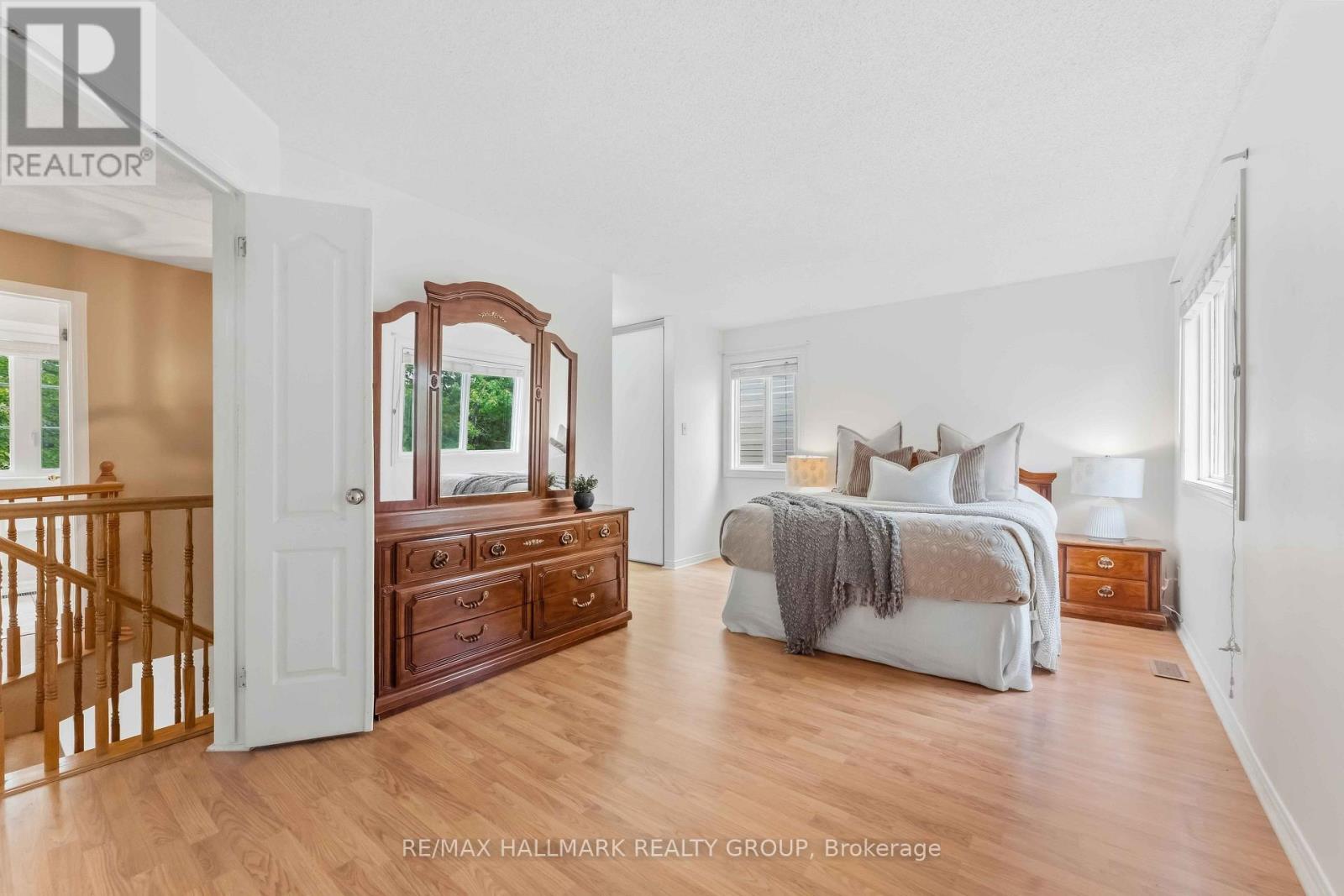 2053 Rolling Brook Drive, Ottawa, Ontario  K1W 1C9 - Photo 21 - X13795330