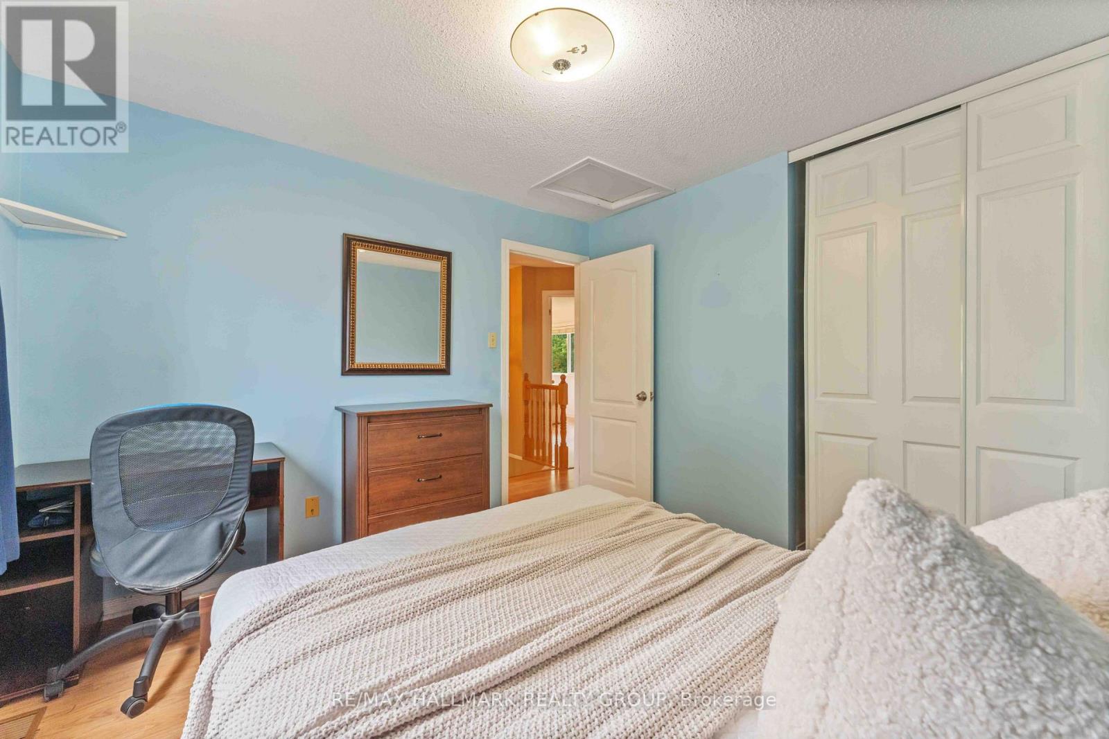 2053 Rolling Brook Drive, Ottawa, Ontario  K1W 1C9 - Photo 28 - X13795330