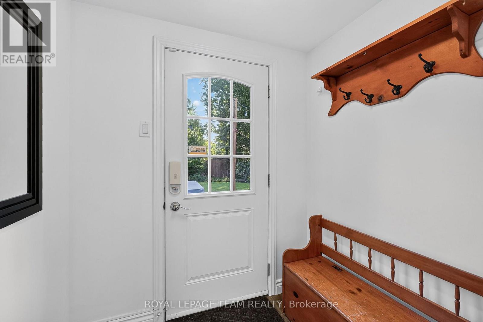 567 Redwood Avenue, Ottawa, Ontario  K2A 3E7 - Photo 33 - X13795362