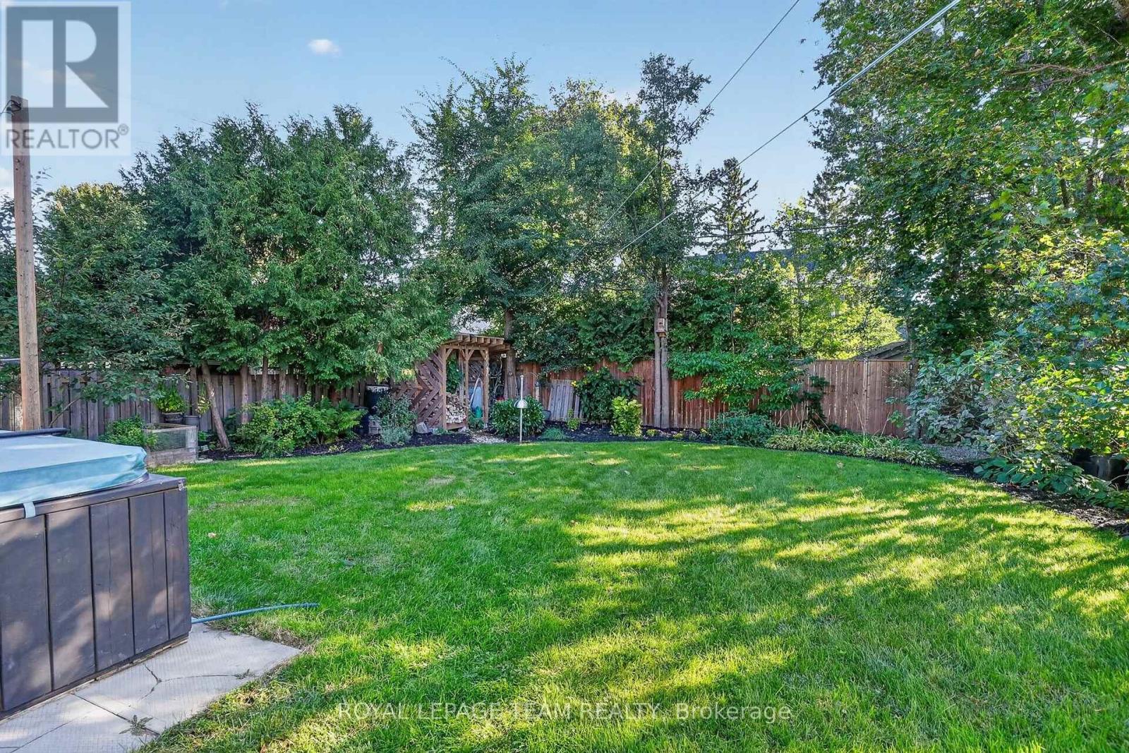 567 Redwood Avenue, Ottawa, Ontario  K2A 3E7 - Photo 35 - X13795362