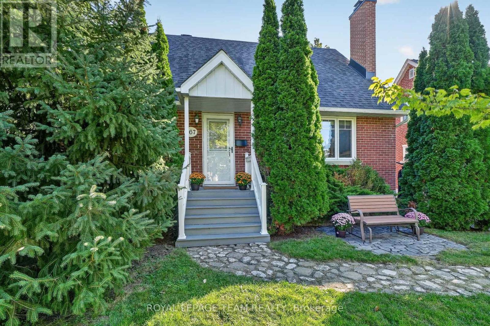 567 Redwood Avenue, Ottawa, Ontario  K2A 3E7 - Photo 4 - X13795362