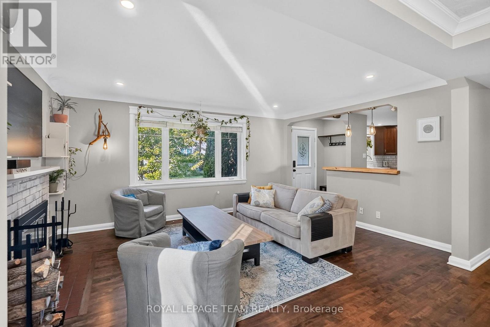 567 Redwood Avenue, Ottawa, Ontario  K2A 3E7 - Photo 8 - X13795362