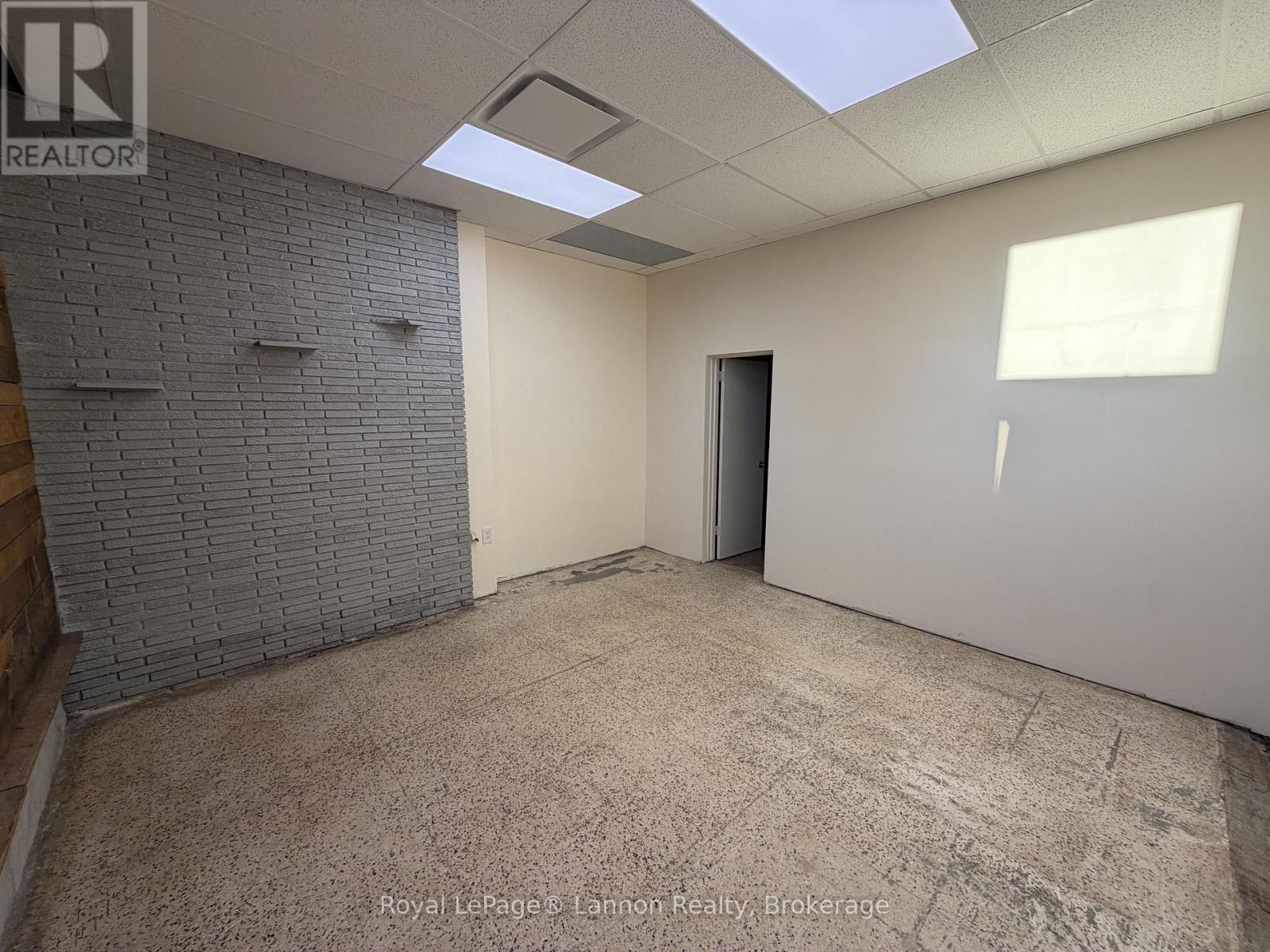 B1-361 Hodder Avenue, Thunder Bay, Ontario  P7A 1T6 - Photo 2 - X13795414