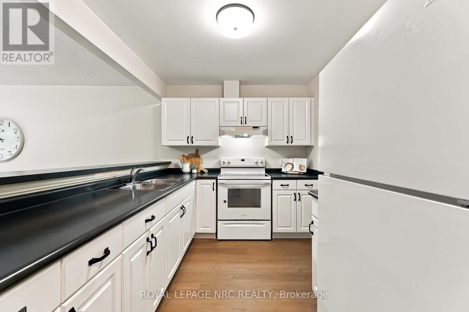 4114 Boysenberry Court, Lincoln, Ontario  L0R 2C0 - Photo 17 - X13795402
