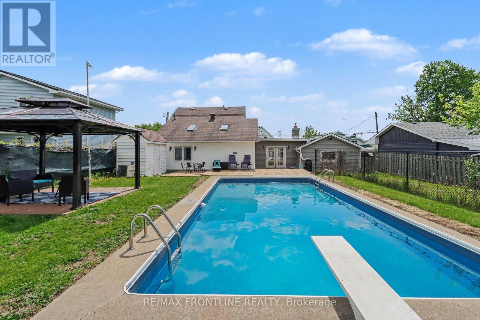 12 Fifth Street, Smiths Falls, Ontario  K7A 3K1 - Photo 19 - X13795386