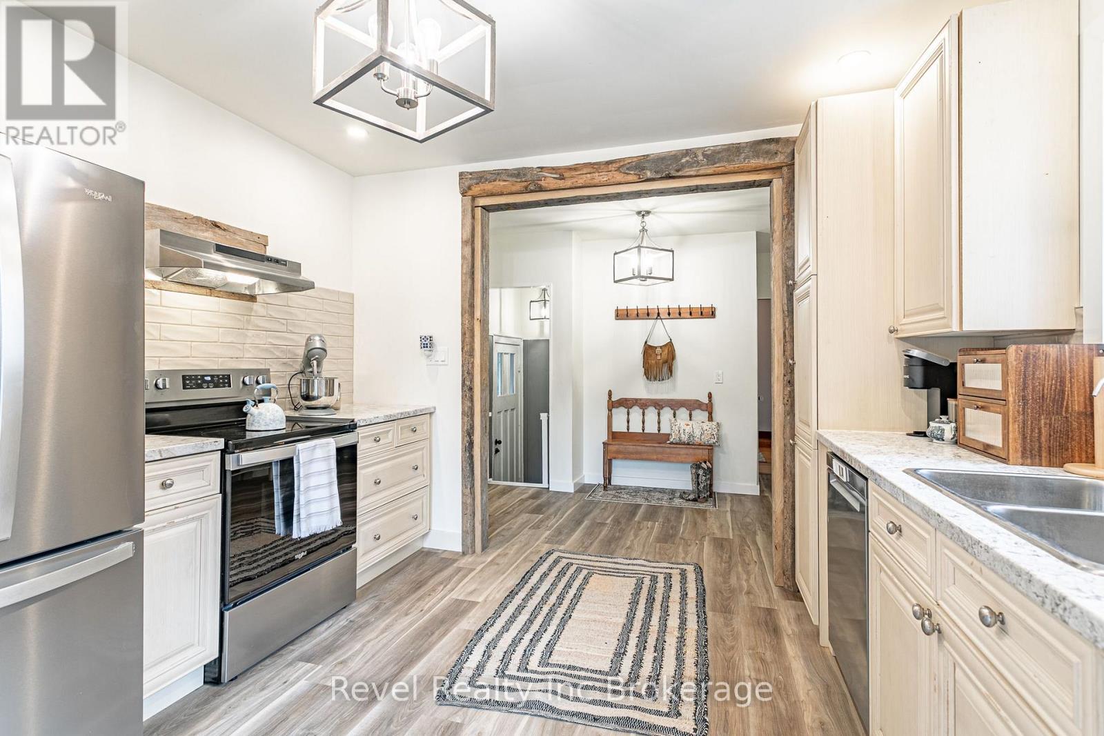 120 Loveys Street E, East Zorra-Tavistock, Ontario  N0L 1J0 - Photo 16 - X13795376