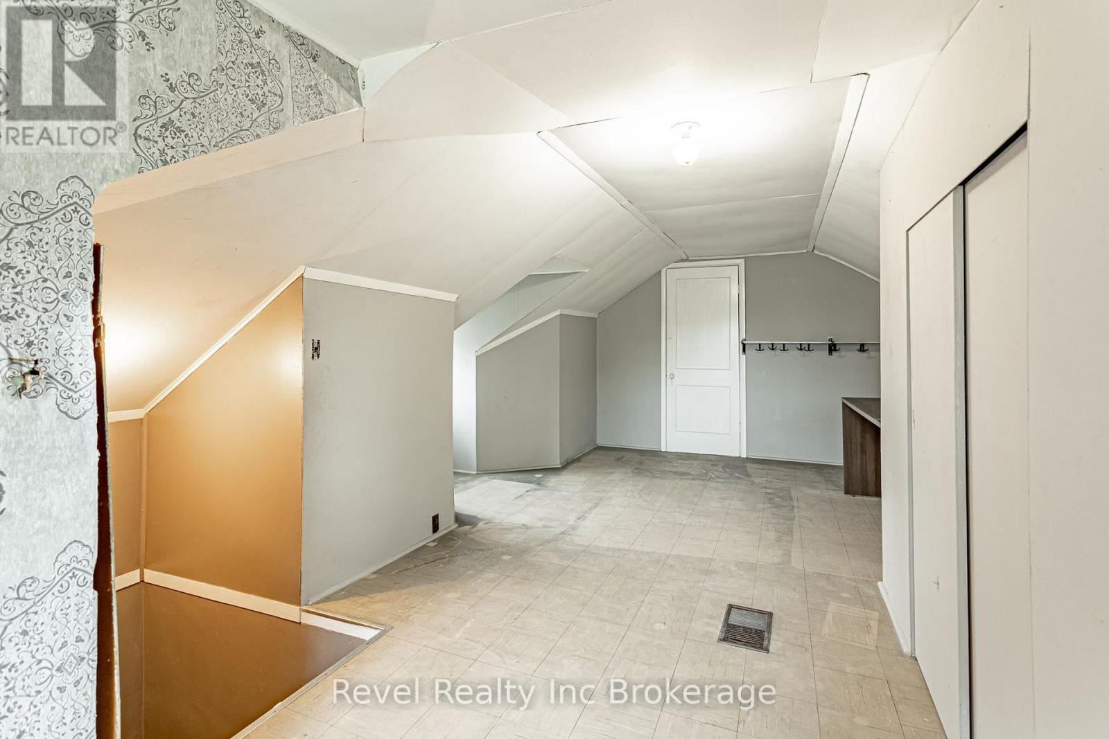 120 Loveys Street E, East Zorra-Tavistock, Ontario  N0L 1J0 - Photo 20 - X13795376