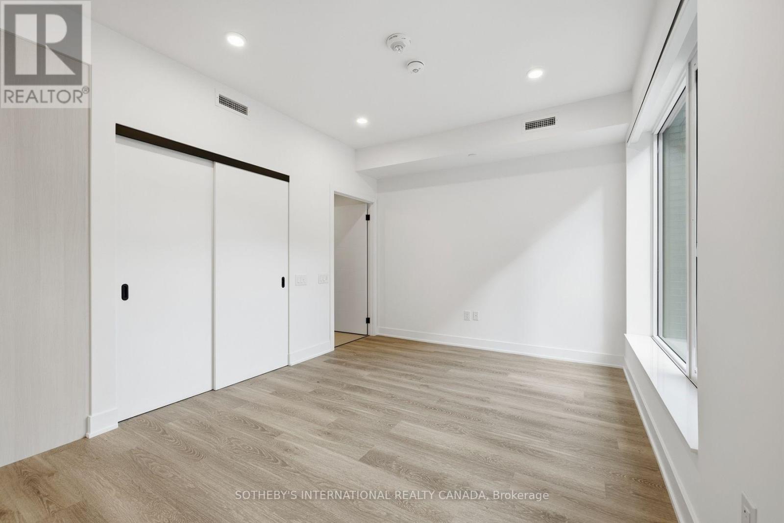 E0207 - 30 Mutual Street, Toronto (Church-Yonge Corridor), Ontario  M5B 2A7 - Photo 5 - C13795312