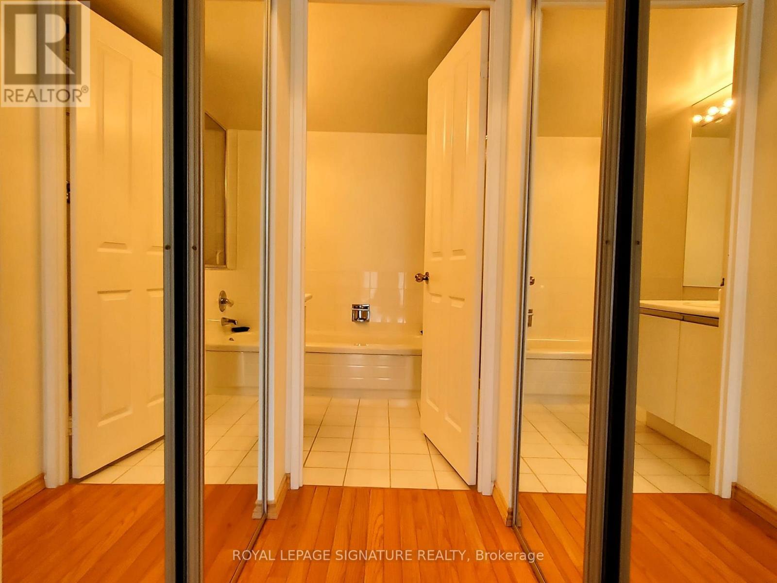 212 - 1121 Steeles Avenue, Toronto (Westminster-Branson), Ontario  M2R 3W7 - Photo 15 - C13795400