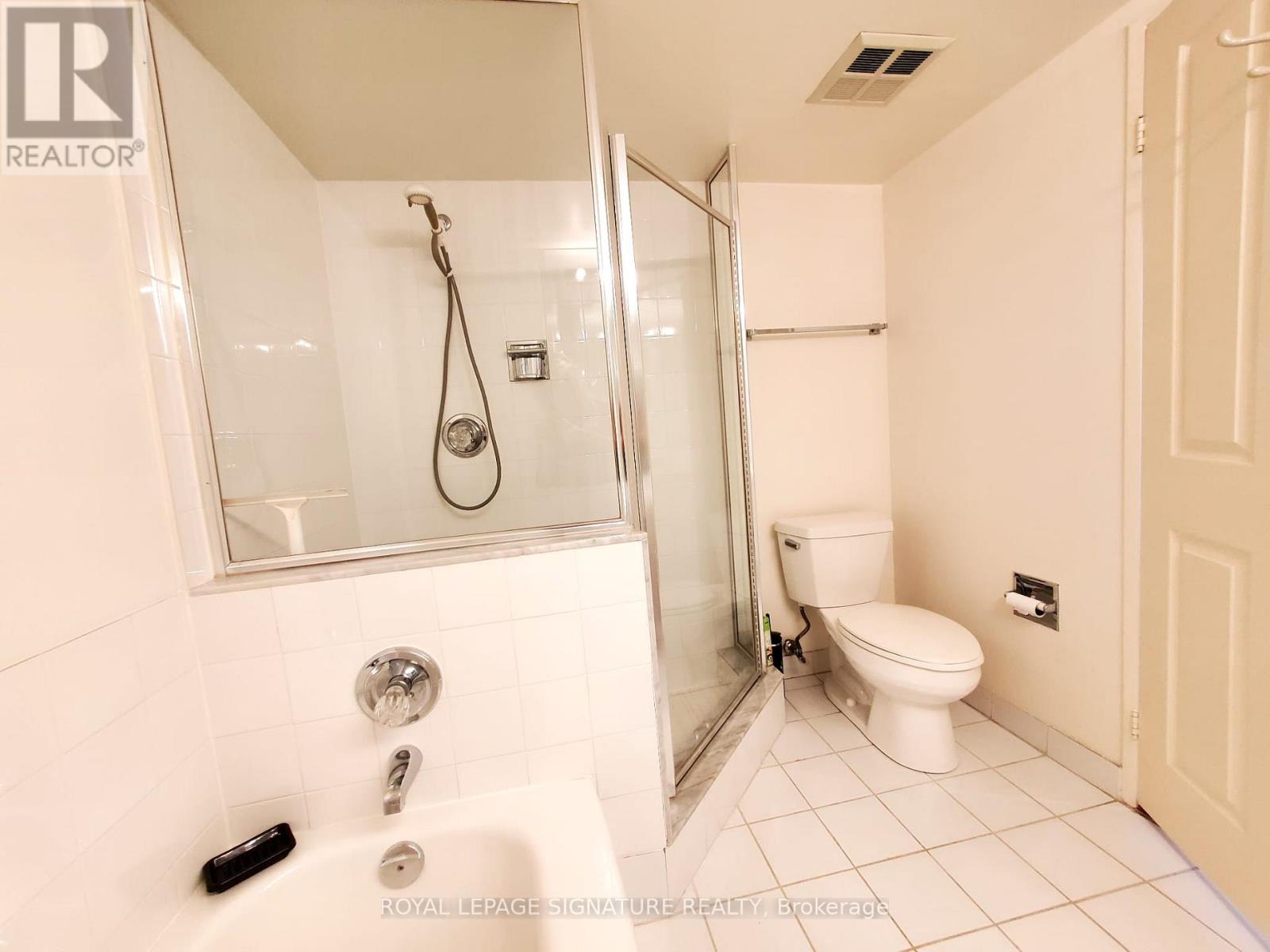 212 - 1121 Steeles Avenue, Toronto (Westminster-Branson), Ontario  M2R 3W7 - Photo 16 - C13795400