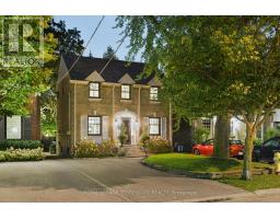 37 DE VERE GARDENS, Toronto, Ontario