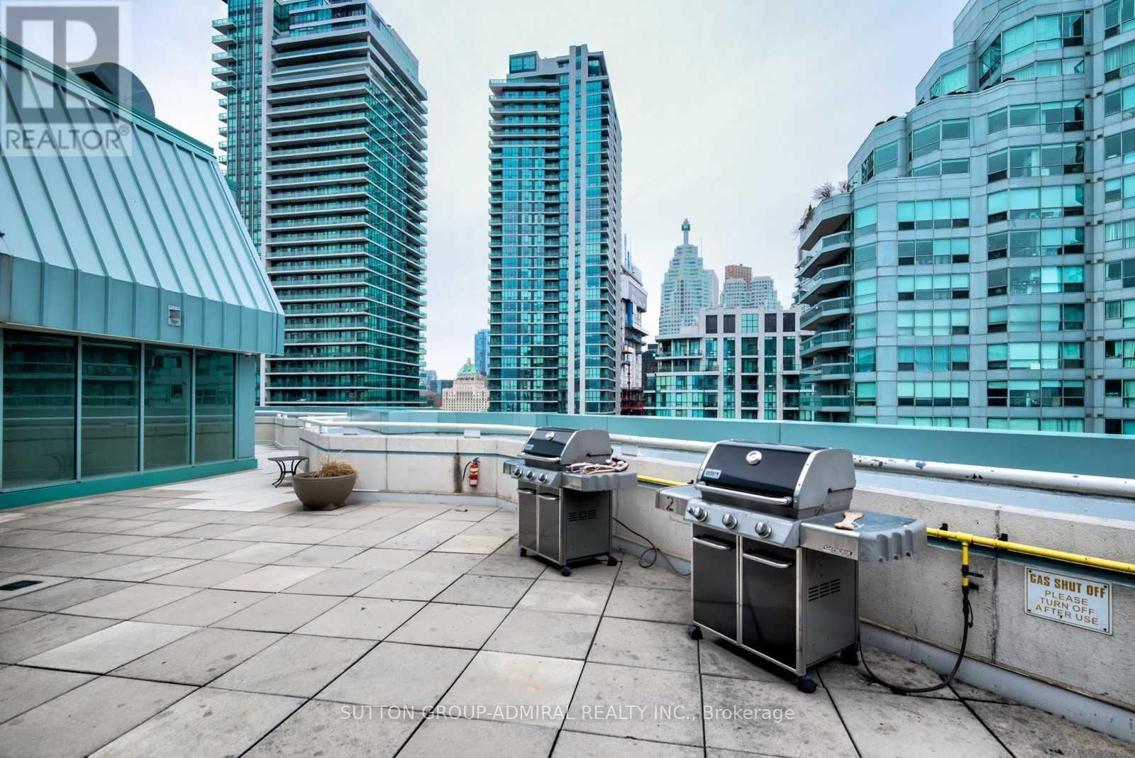 2405 - 10 Queens Quay W, Toronto (Waterfront Communities), Ontario  M5J 2R9 - Photo 16 - C13795444