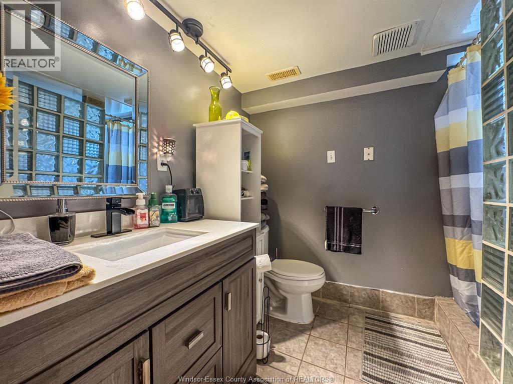 2270 Lillian, Windsor, Ontario  N8X 4B2 - Photo 42 - 26022634
