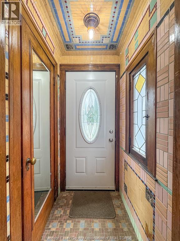 2270 Lillian, Windsor, Ontario  N8X 4B2 - Photo 7 - 26022634