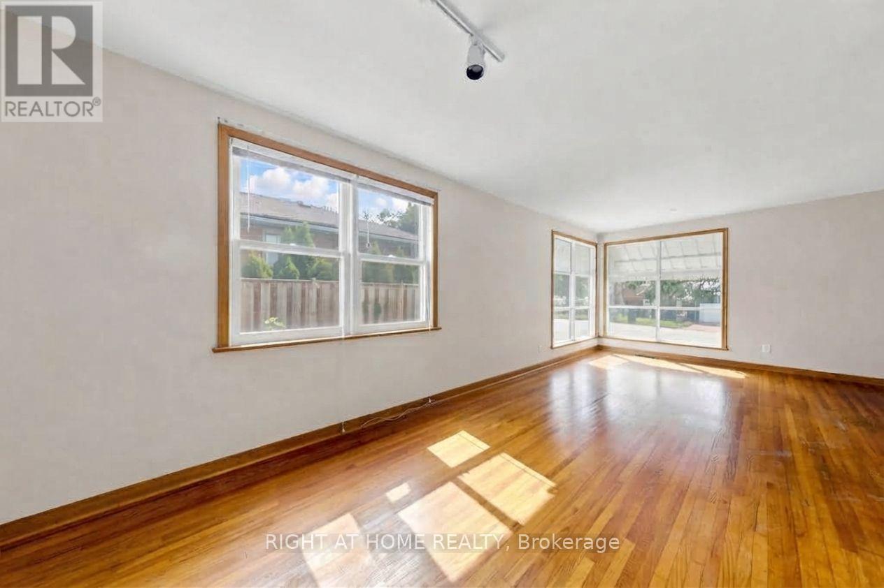 74 Minerva Avenue, Toronto (Cliffcrest), Ontario  M1M 1V4 - Photo 11 - E13795396