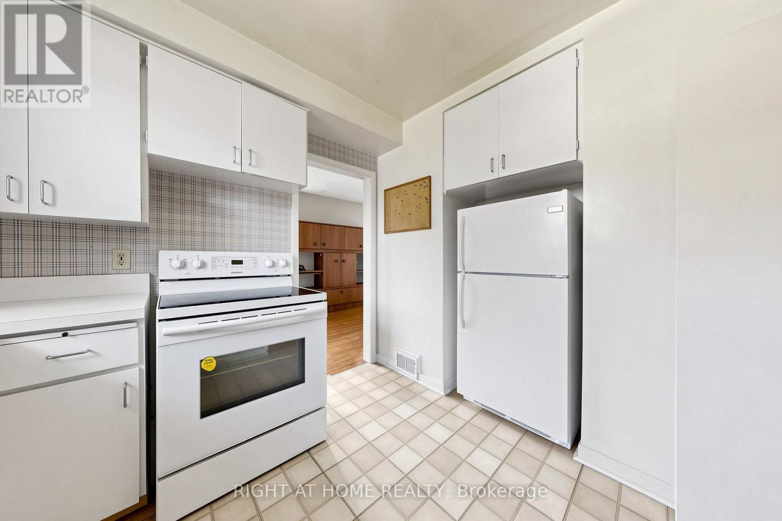74 Minerva Avenue, Toronto (Cliffcrest), Ontario  M1M 1V4 - Photo 18 - E13795396