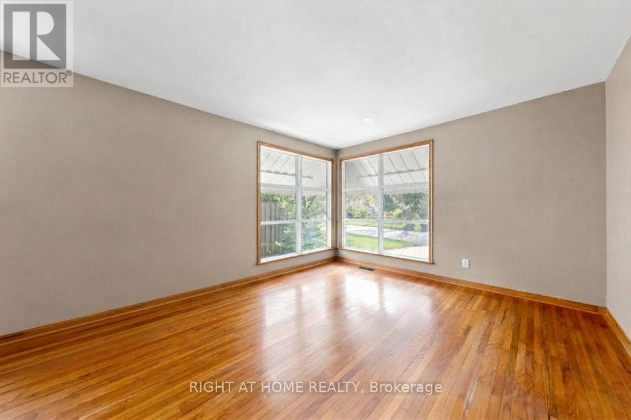 74 Minerva Avenue, Toronto (Cliffcrest), Ontario  M1M 1V4 - Photo 8 - E13795396