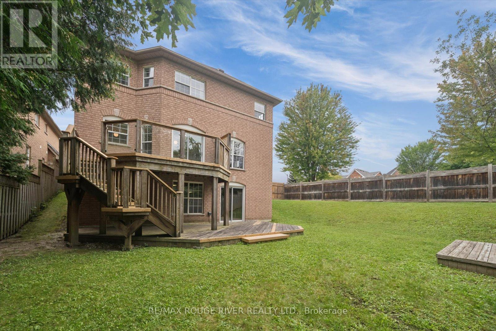 125 Gartshore Drive, Whitby (Williamsburg), Ontario  L1P 1N8 - Photo 45 - E13795438