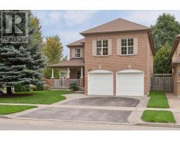 125 GARTSHORE DRIVE, Whitby, Ontario