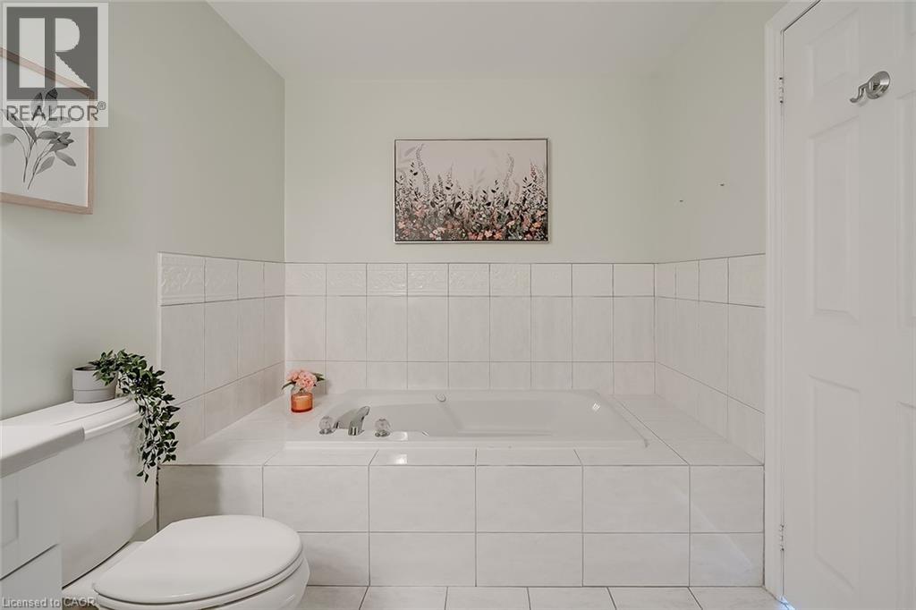 3230 New Street Unit# 19, Burlington, Ontario  L7N 1M8 - Photo 31 - 40862510