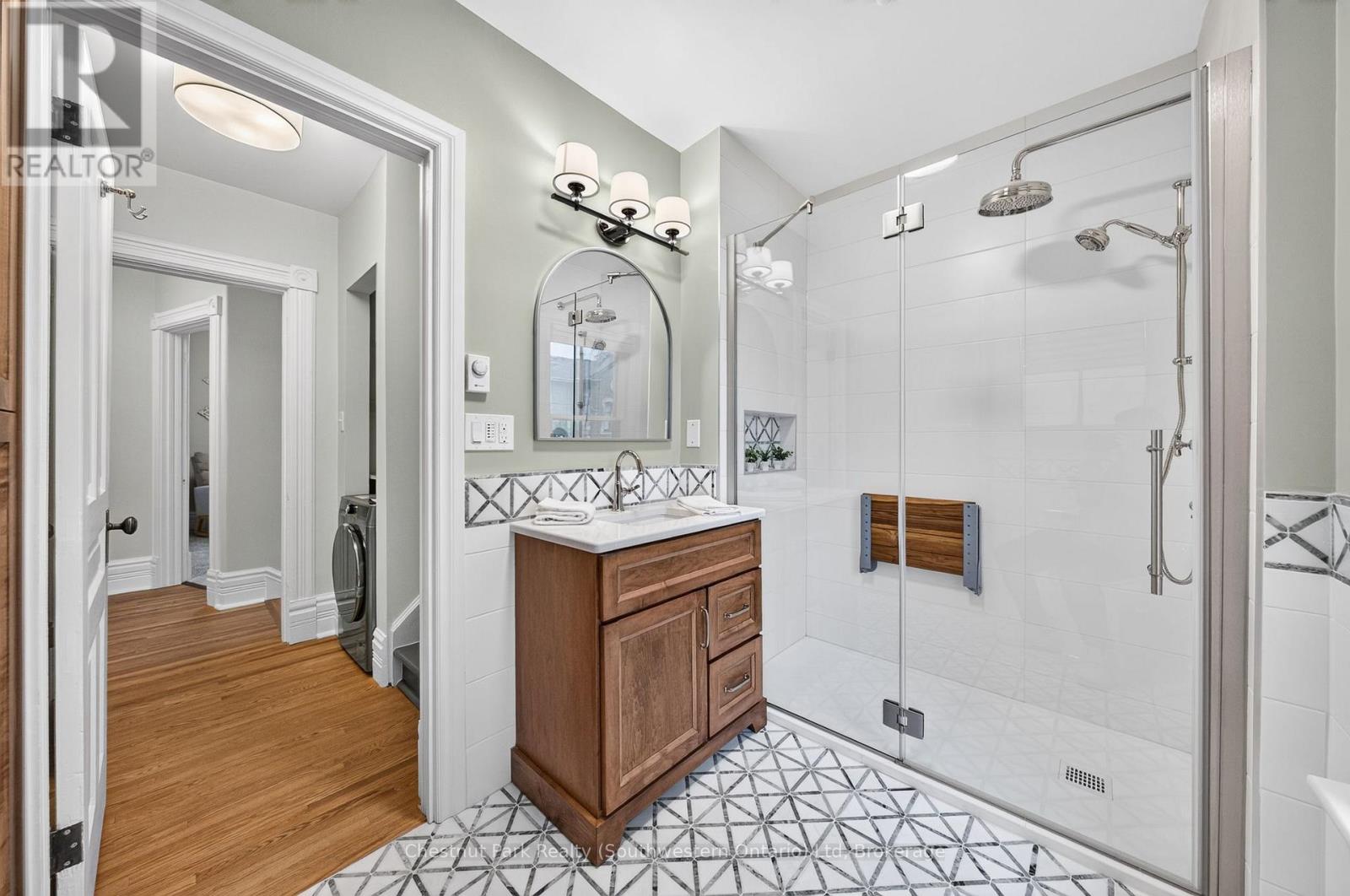 102 Queen Street, Guelph, Ontario  N1E 4S1 - Photo 4 - X13795428