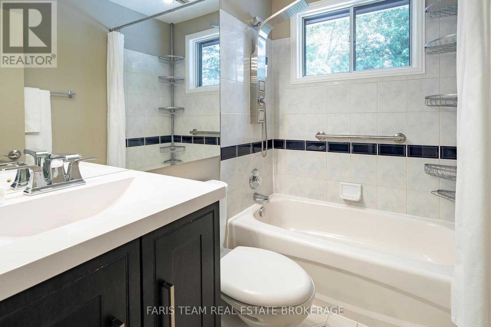 45 Bailey Crescent, Aurora, Ontario  L4G 2B2 - Photo 19 - N13795368