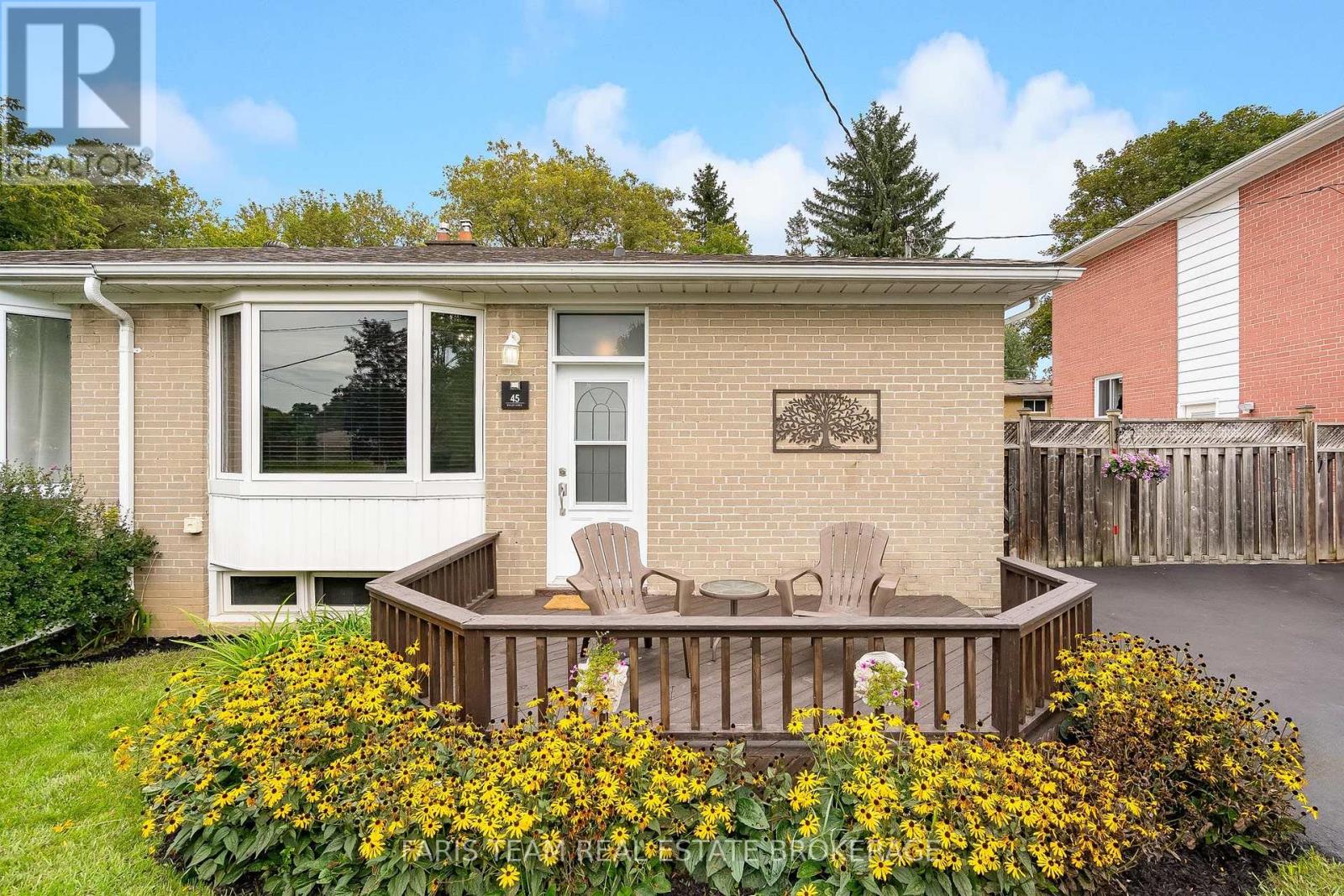 45 Bailey Crescent, Aurora, Ontario  L4G 2B2 - Photo 4 - N13795368