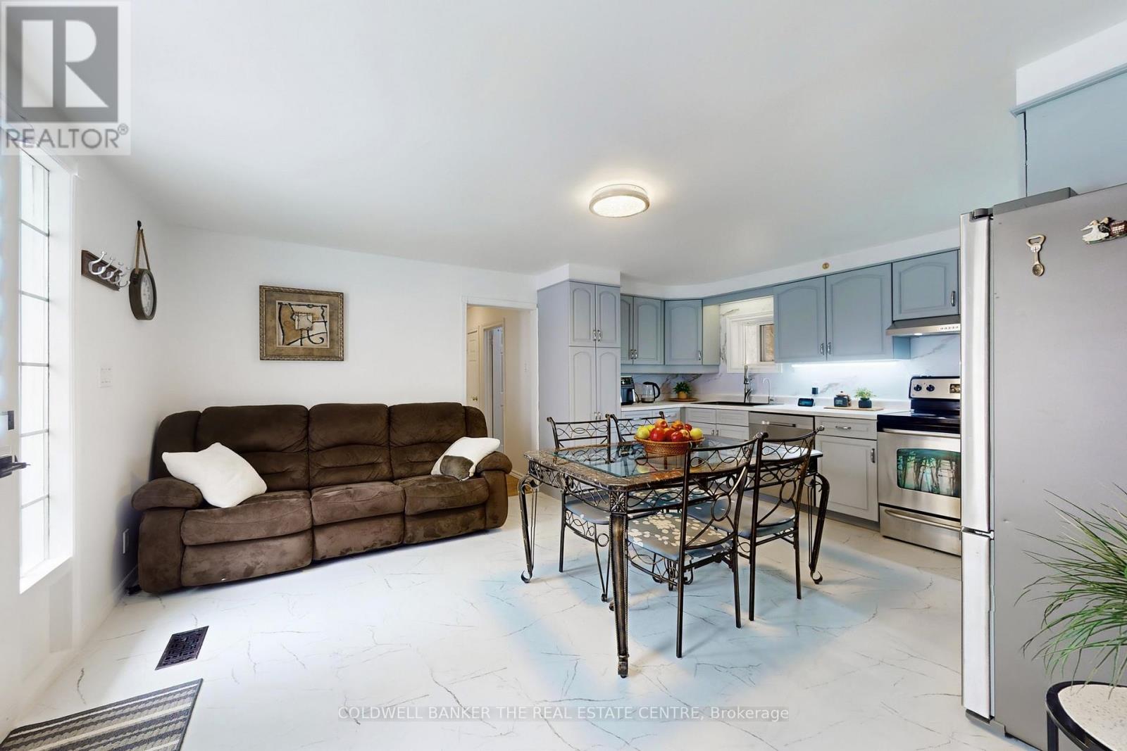 8352 Main Lisle Street, Adjala-Tosorontio, Ontario  L0M 1M0 - Photo 3 - N13795436