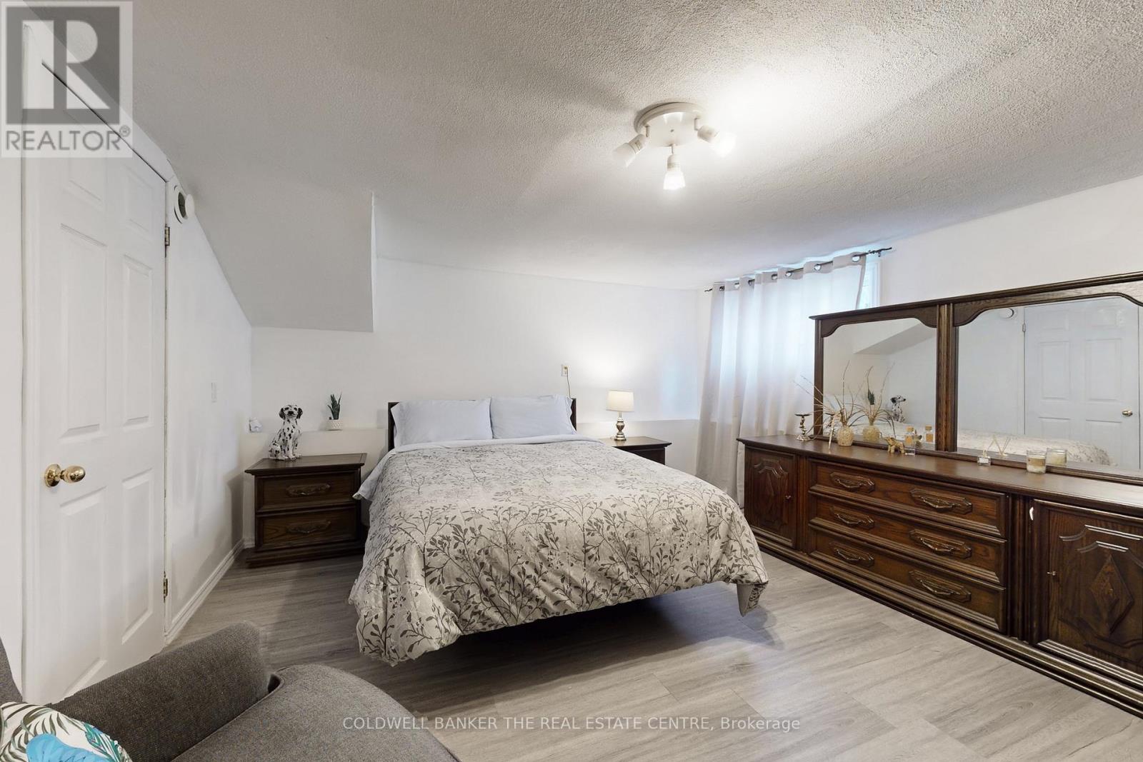 8352 Main Lisle Street, Adjala-Tosorontio, Ontario  L0M 1M0 - Photo 33 - N13795436