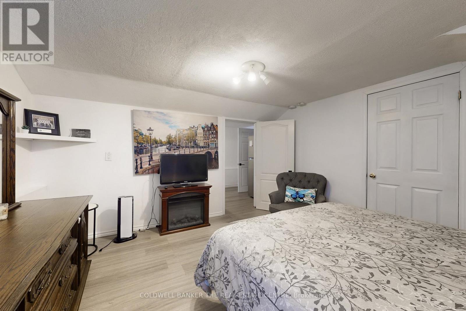 8352 Main Lisle Street, Adjala-Tosorontio, Ontario  L0M 1M0 - Photo 35 - N13795436