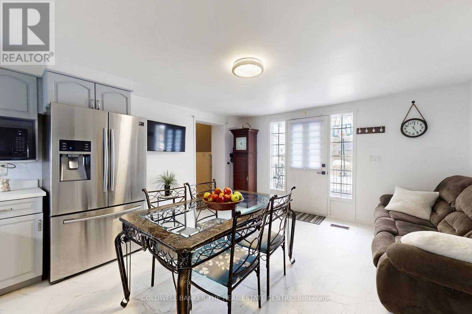 8352 Main Lisle Street, Adjala-Tosorontio, Ontario  L0M 1M0 - Photo 5 - N13795436