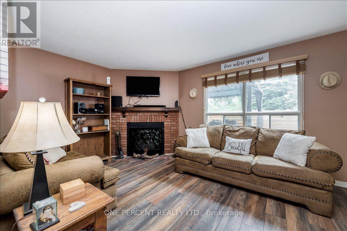 194 Livingstone Street W, Barrie (West Bayfield), Ontario  L4N 6Z9 - Photo 13 - S13795338