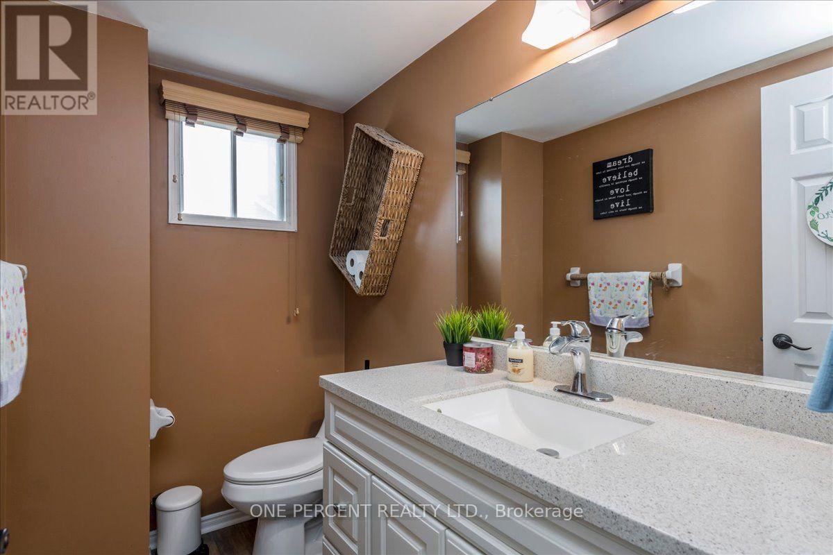 194 Livingstone Street W, Barrie (West Bayfield), Ontario  L4N 6Z9 - Photo 17 - S13795338