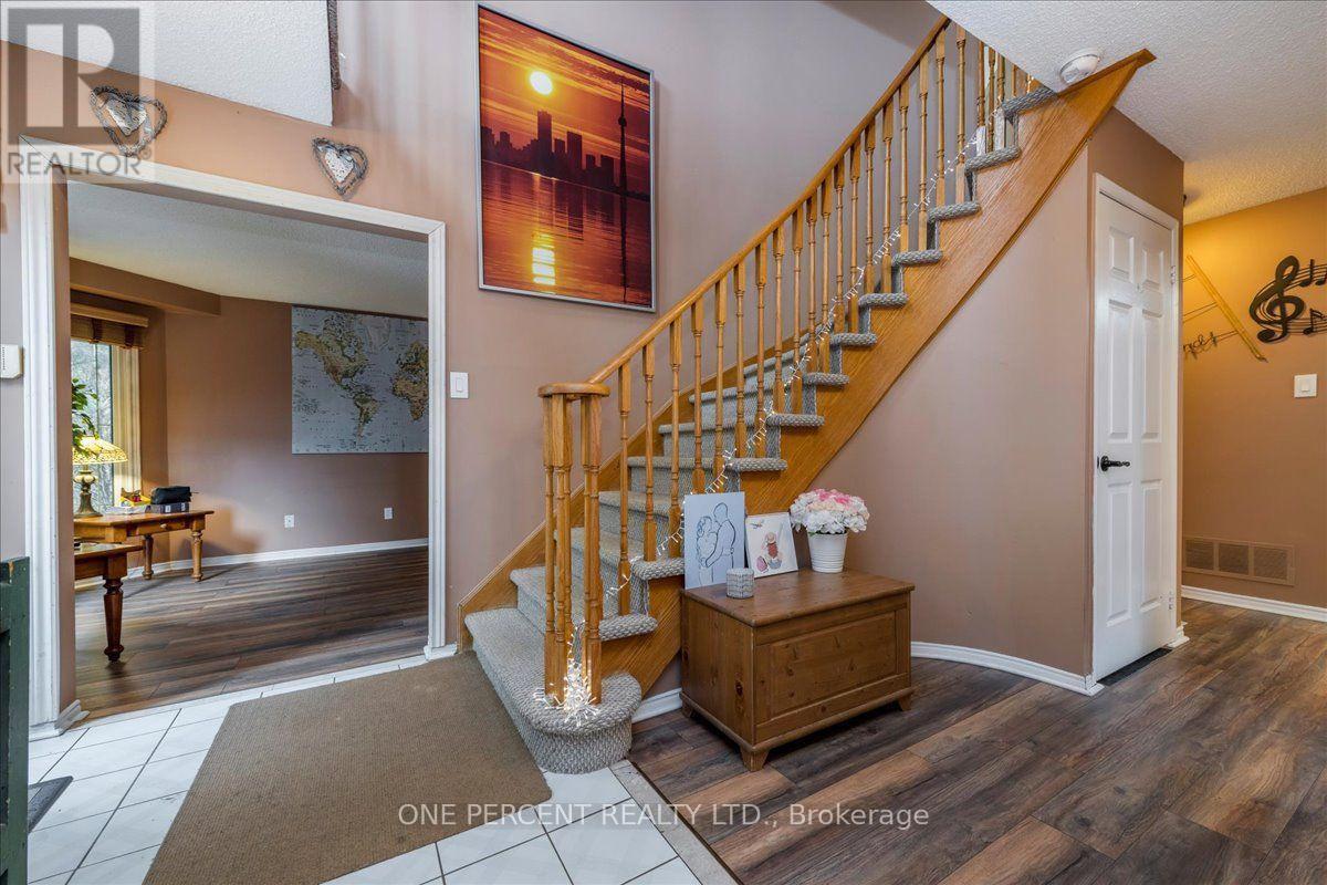 194 Livingstone Street W, Barrie (West Bayfield), Ontario  L4N 6Z9 - Photo 20 - S13795338