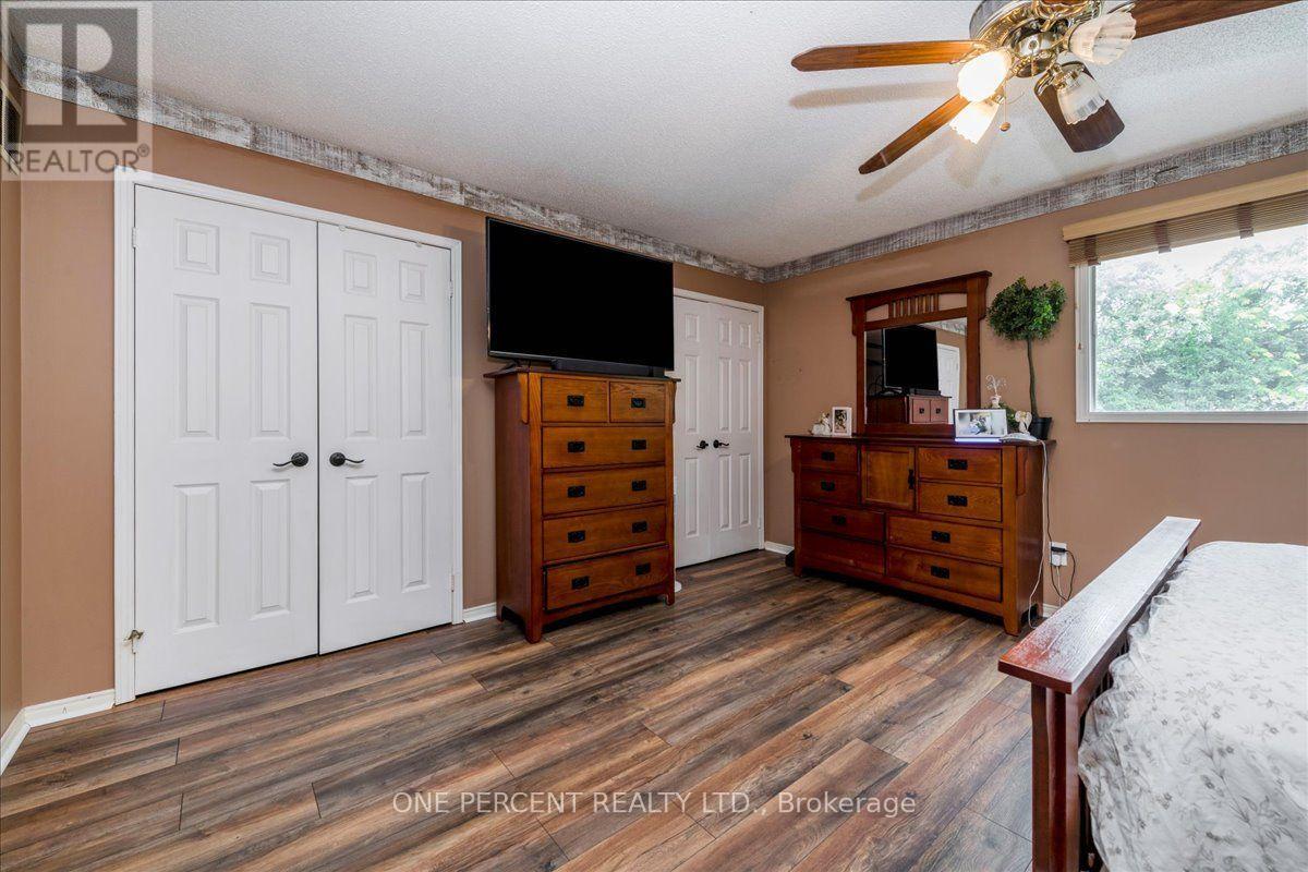194 Livingstone Street W, Barrie (West Bayfield), Ontario  L4N 6Z9 - Photo 23 - S13795338