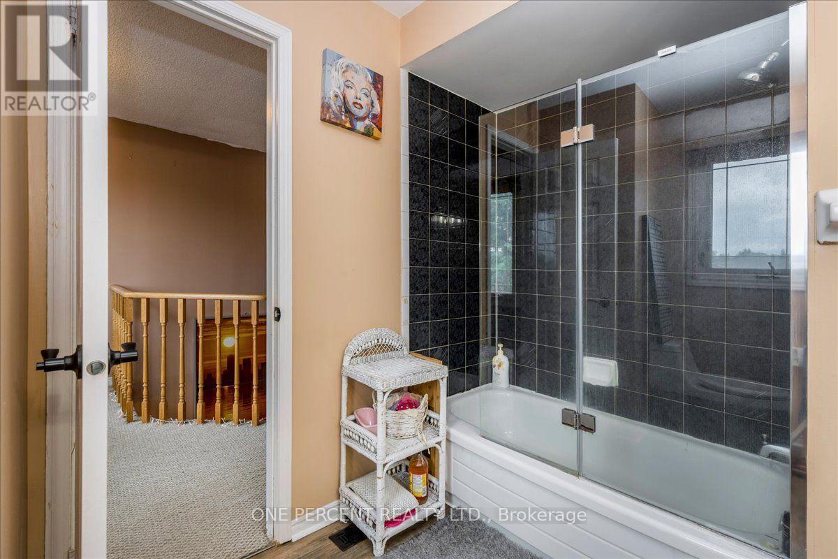 194 Livingstone Street W, Barrie (West Bayfield), Ontario  L4N 6Z9 - Photo 26 - S13795338
